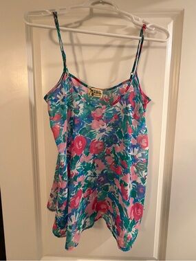 Women’s floral show me your mumu tank top size S. EUC
